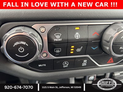 2024 Jeep Wrangler Sahara 4X4 3.6L V6 !!!