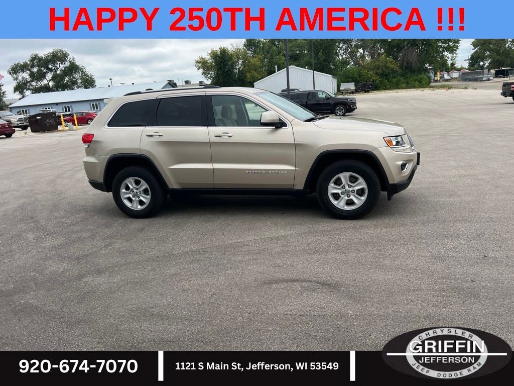 2015 Jeep Grand Cherokee Laredo 3.6L V6 !!!