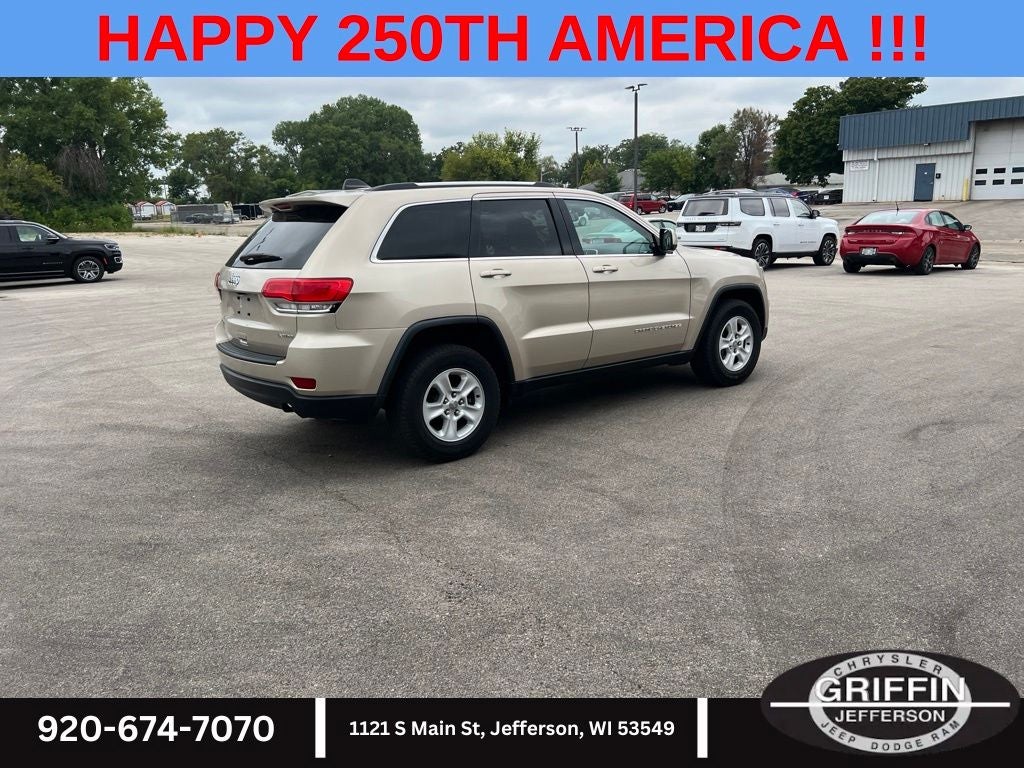 2015 Jeep Grand Cherokee Laredo 3.6L V6 !!!