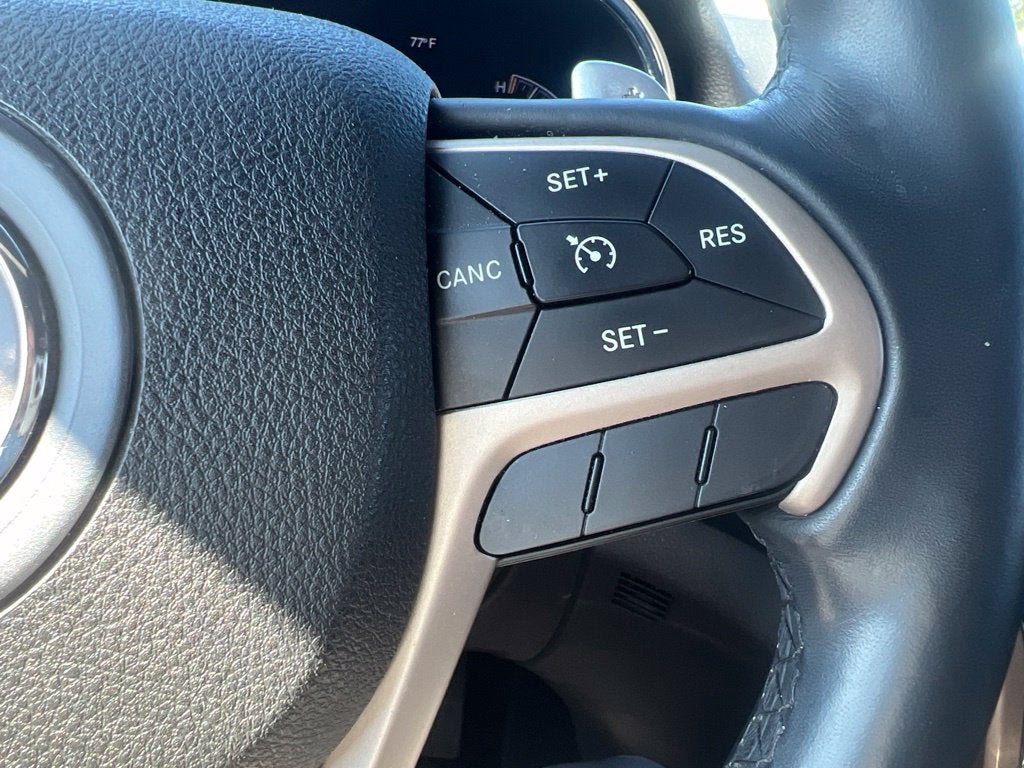 2014 Jeep Grand Cherokee Laredo 4WD Near Madison WI