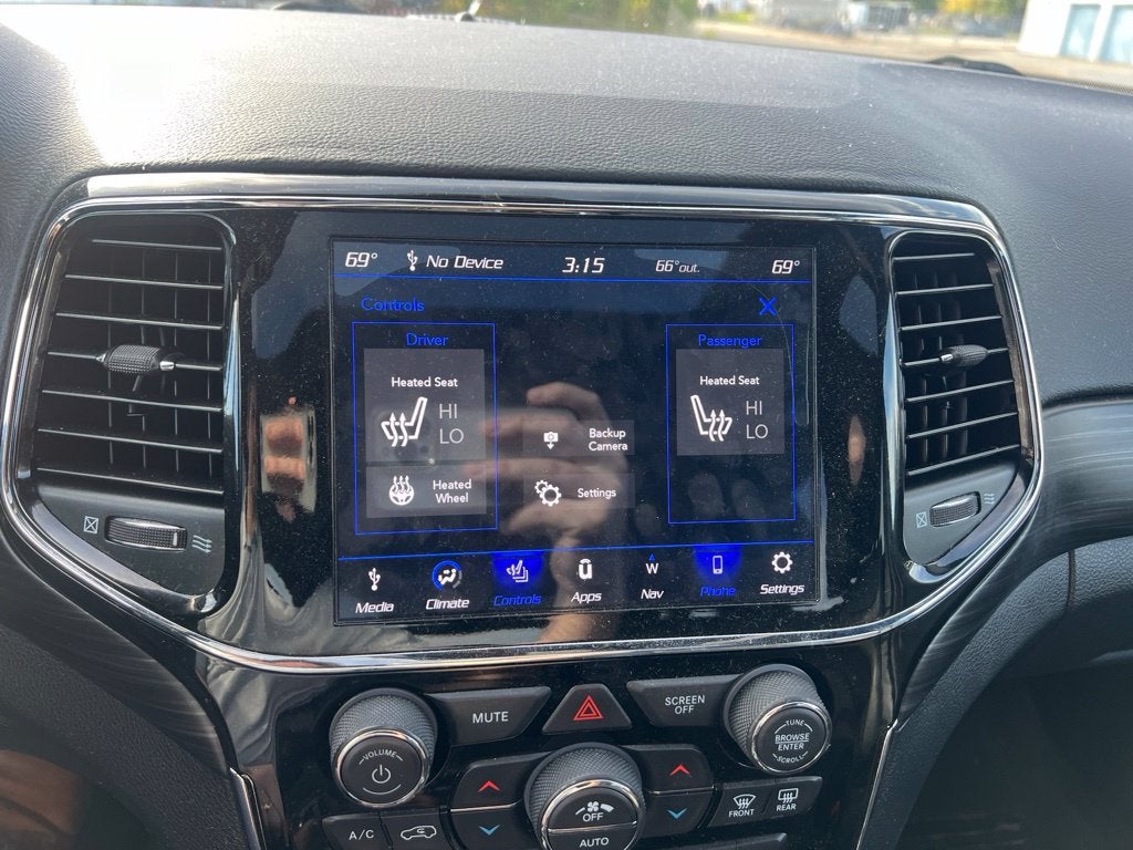 2020 Jeep Grand Cherokee Altitude 4WD Near Madison WI