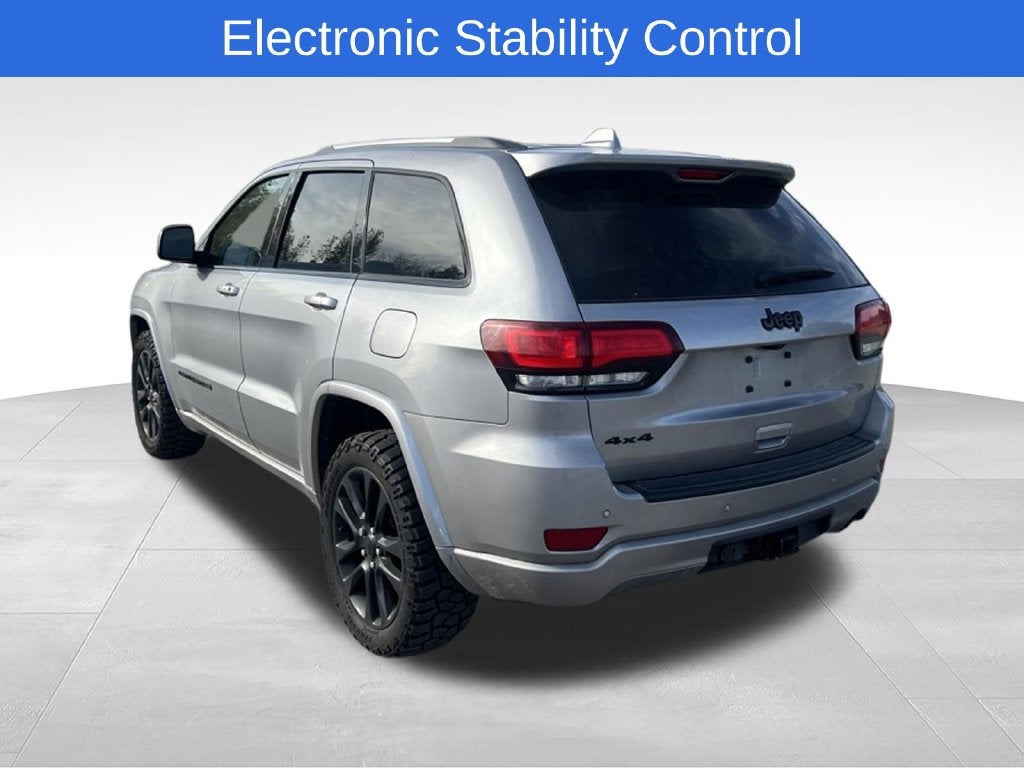 2020 Jeep Grand Cherokee Altitude 4WD Near Madison WI
