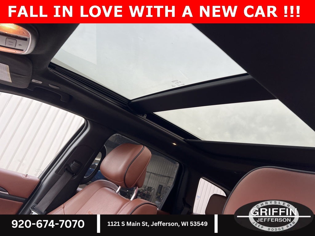 2020 Jeep Grand Cherokee Summit 4WD !!!