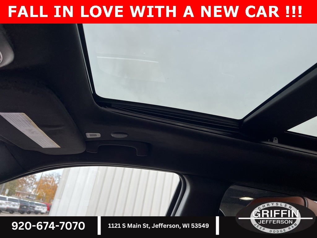 2020 Jeep Grand Cherokee Summit 4WD !!!