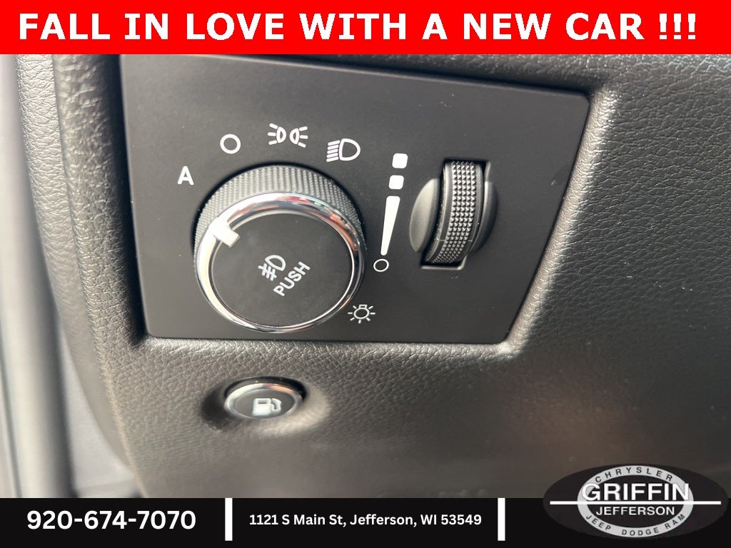 2020 Jeep Grand Cherokee Summit 4WD !!!