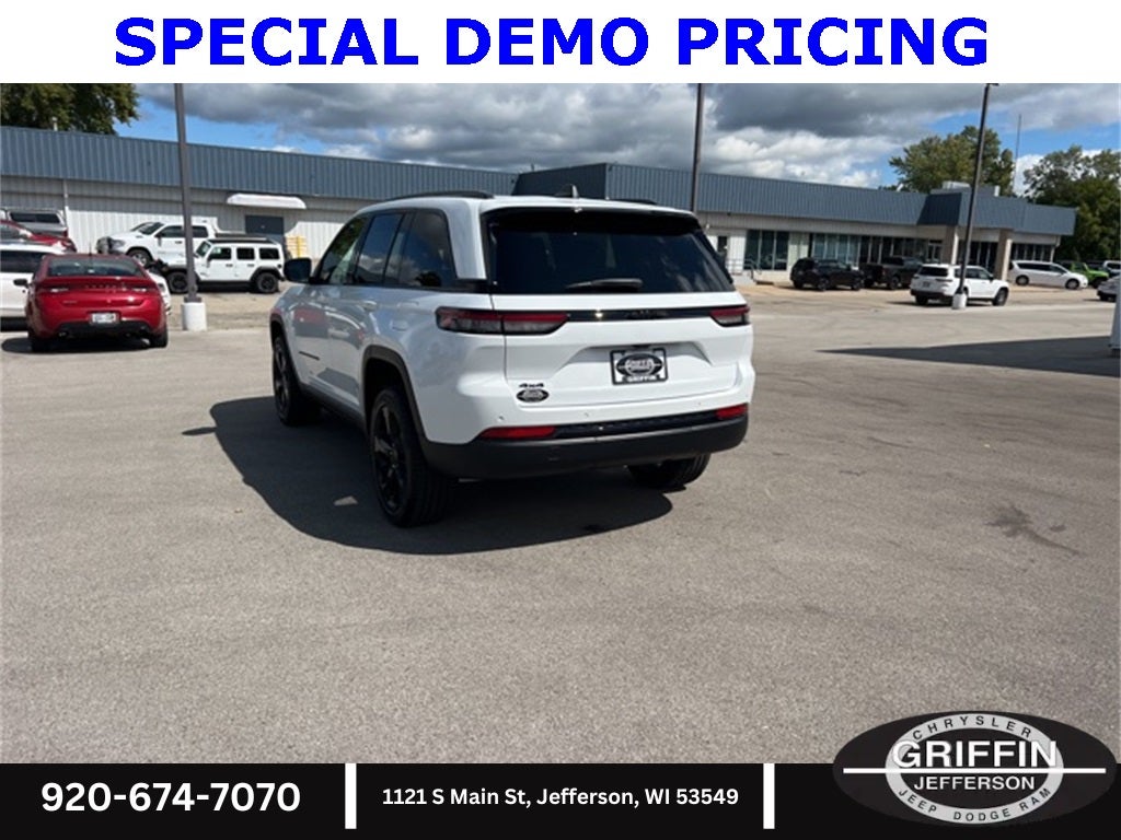 2025 Jeep Grand Cherokee Altitude X 4X4