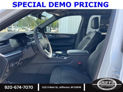 2025 Jeep Grand Cherokee Altitude X 4X4