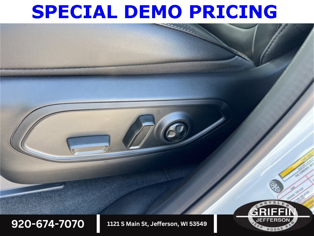 2025 Jeep Grand Cherokee Altitude X 4X4