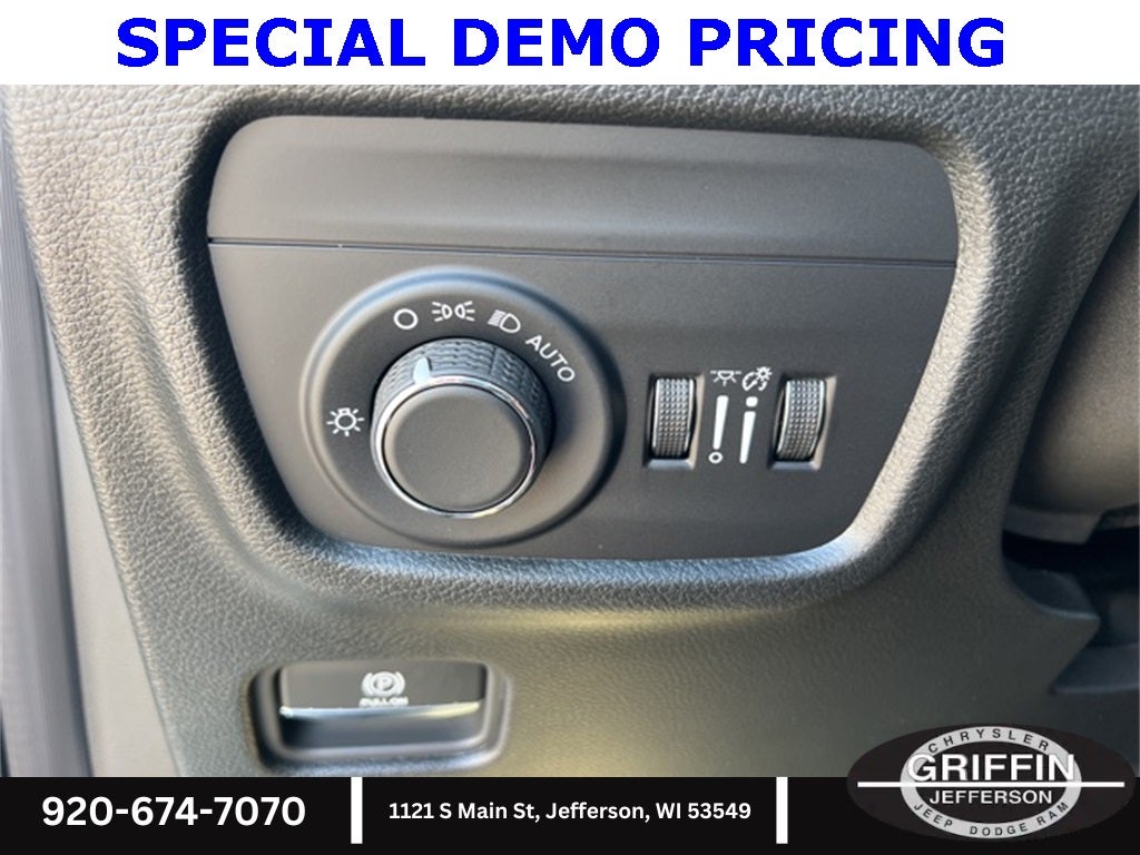 2025 Jeep Grand Cherokee Altitude X 4X4