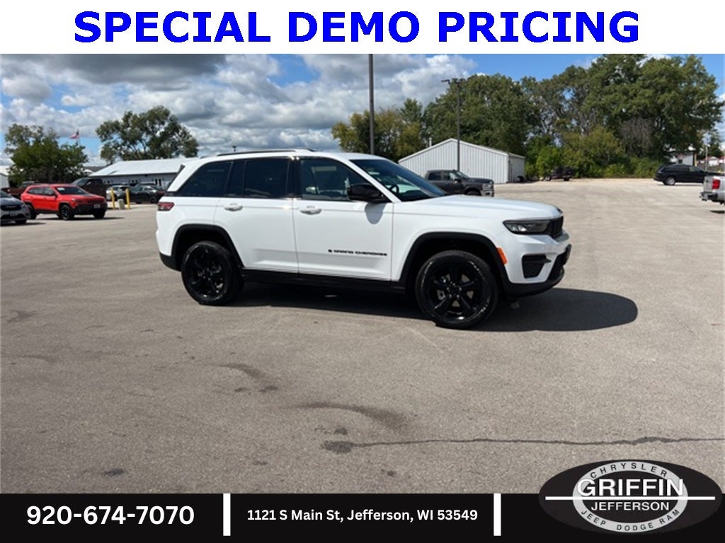 2025 Jeep Grand Cherokee Altitude X 4X4