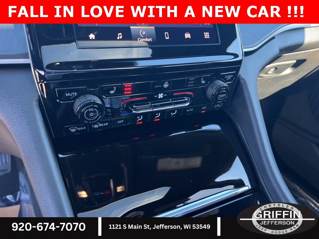 2025 Jeep Grand Cherokee Altitude X 4WD