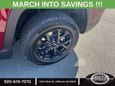 2026 Jeep Grand Cherokee Laredo 4X4 !!!