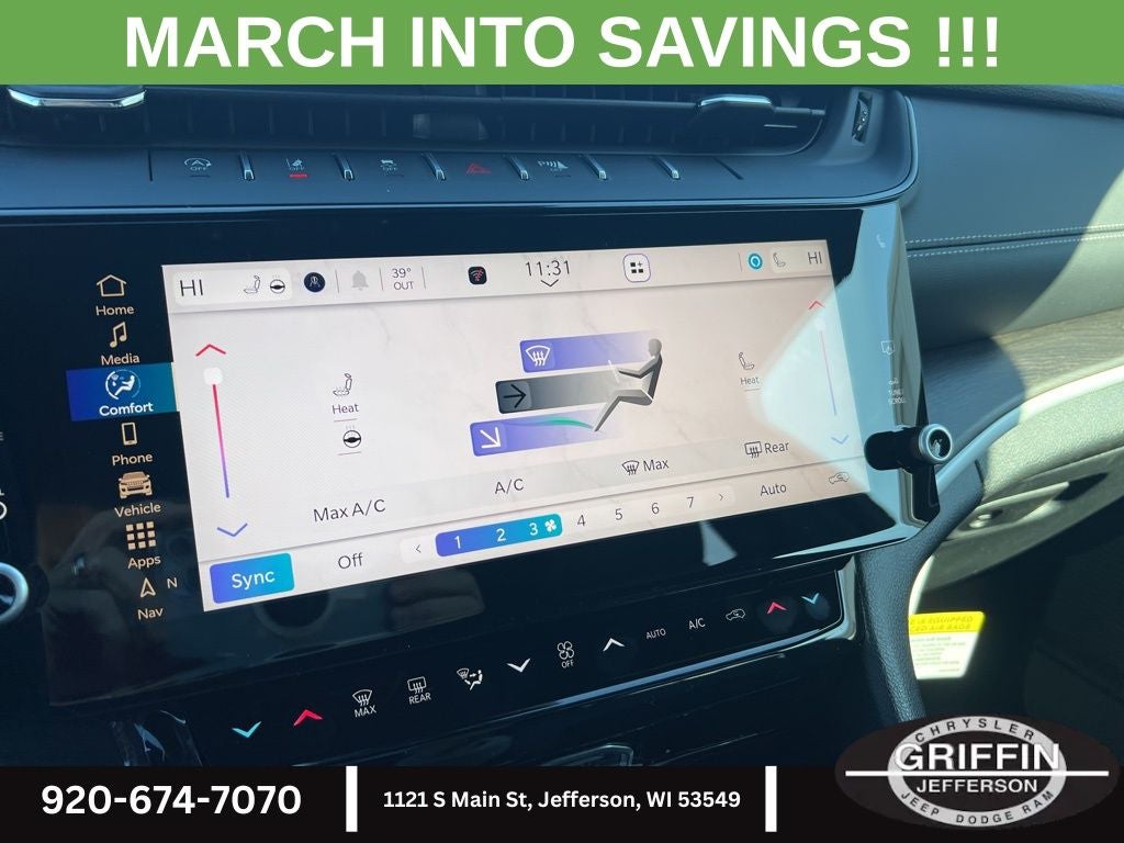 2026 Jeep Grand Cherokee Laredo 4X4 !!!