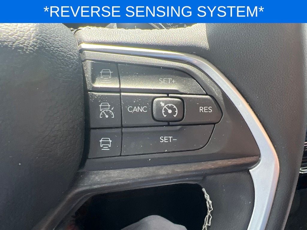 2023 Jeep Grand Cherokee Limited Certified 4WD Near Madison WI