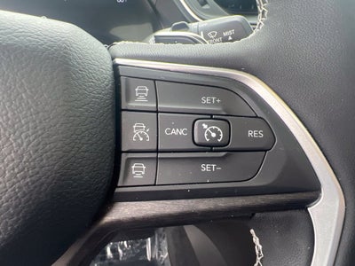 2023 Jeep Grand Cherokee Limited Certified 4WD Near Madison WI