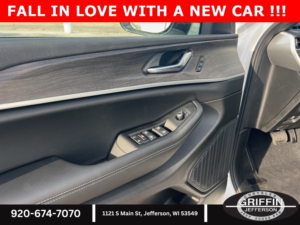 2025 Jeep Grand Cherokee Limited 4X4