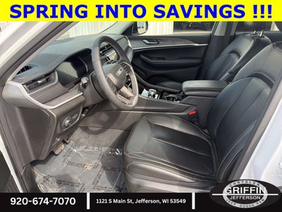 2023 Jeep Grand Cherokee Limited 4X4 V6 !!!