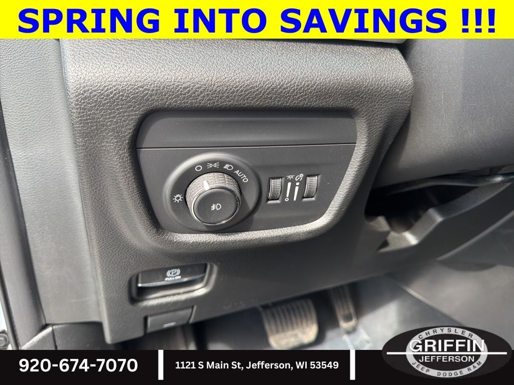 2023 Jeep Grand Cherokee Limited 4X4 V6 !!!