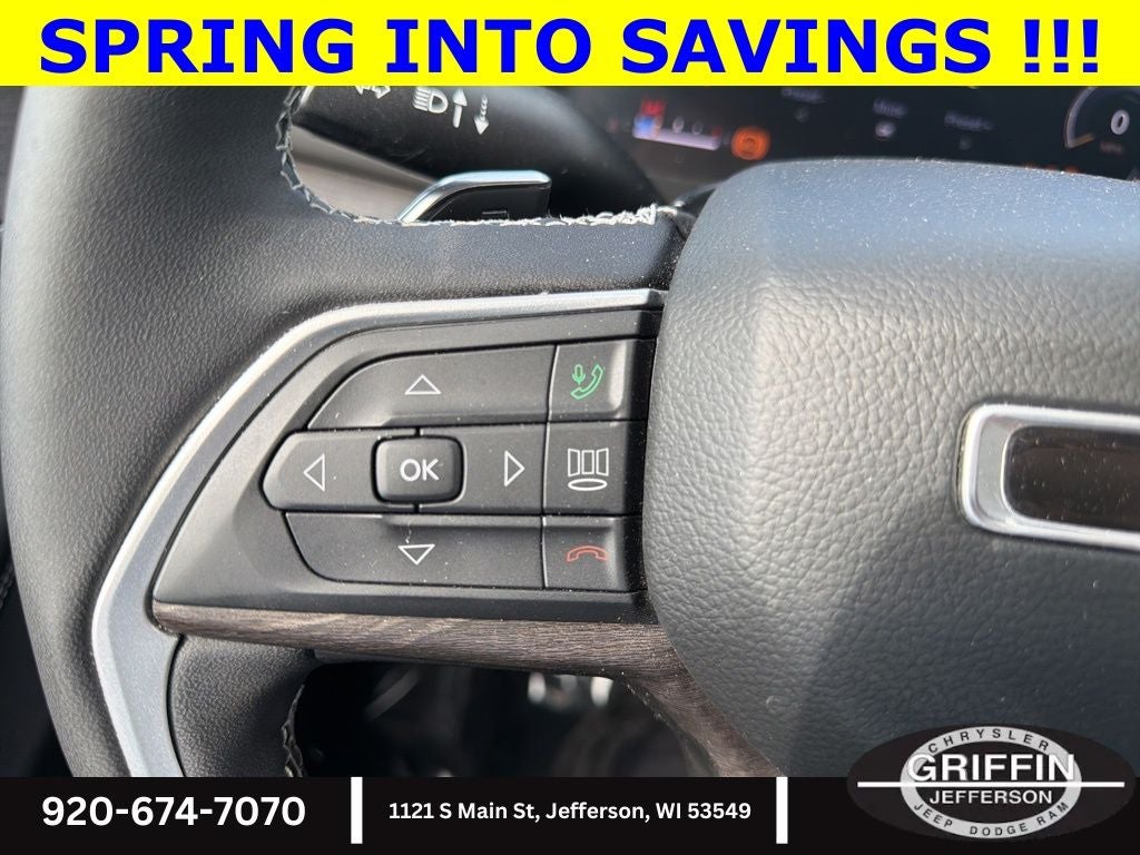 2023 Jeep Grand Cherokee Limited 4X4 V6 !!!