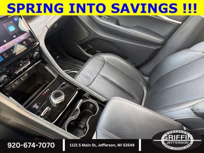 2023 Jeep Grand Cherokee Limited 4X4 V6 !!!