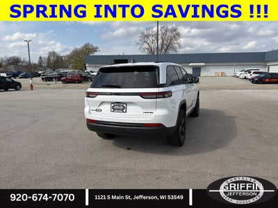 2023 Jeep Grand Cherokee Limited 4X4 V6 !!!