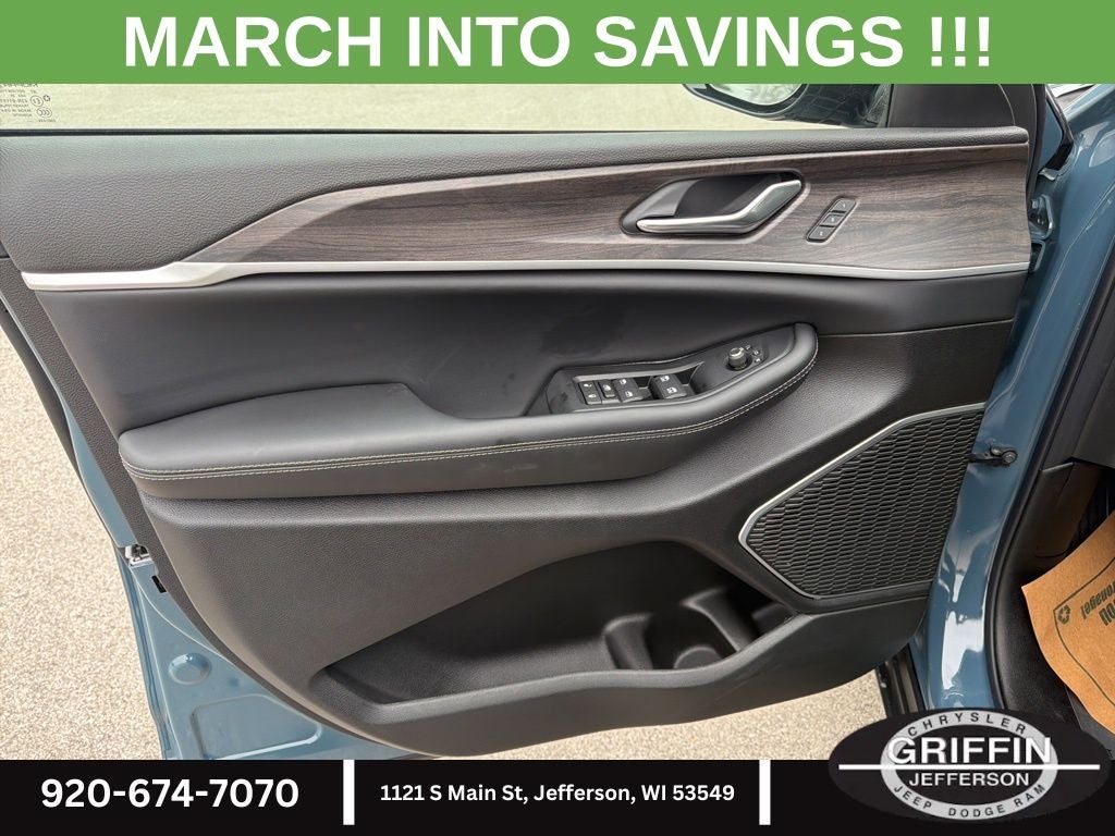 2026 Jeep Grand Cherokee Limited 4X4 !!!