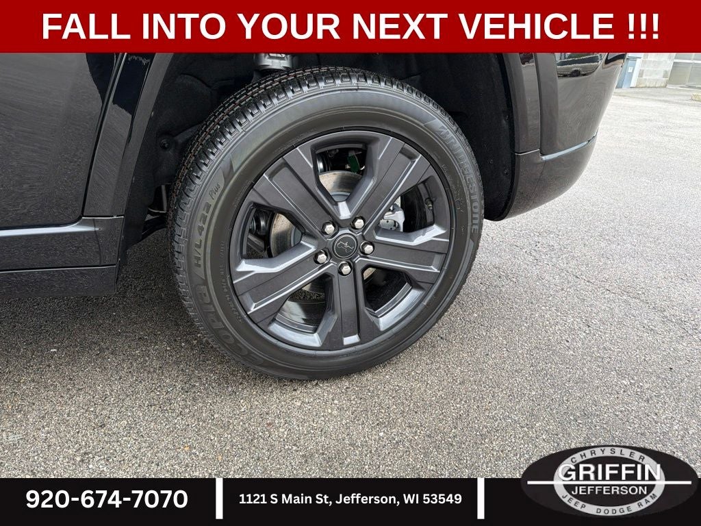 2027 Jeep Grand Cherokee Limited Reserve