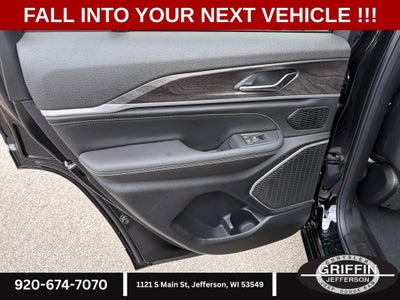2027 Jeep Grand Cherokee Limited Reserve