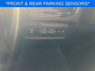 2023 Jeep Grand Cherokee Overland 4WD Near Madison WI