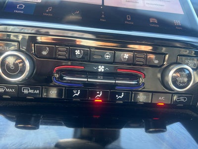 2023 Jeep Grand Cherokee Overland 4WD Near Madison WI