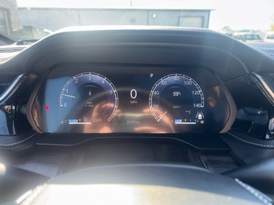 2023 Jeep Grand Cherokee Overland 4WD Near Madison WI