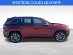 2023 Jeep Grand Cherokee Overland 4WD Near Madison WI