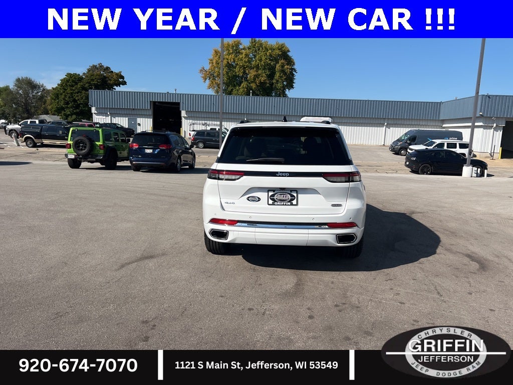 2023 Jeep Grand Cherokee Overland 4WD!!!!