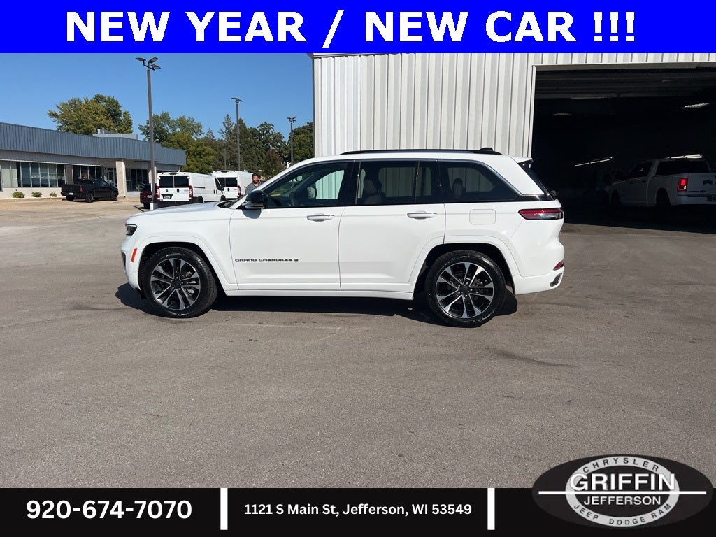 2023 Jeep Grand Cherokee Overland 4WD!!!!