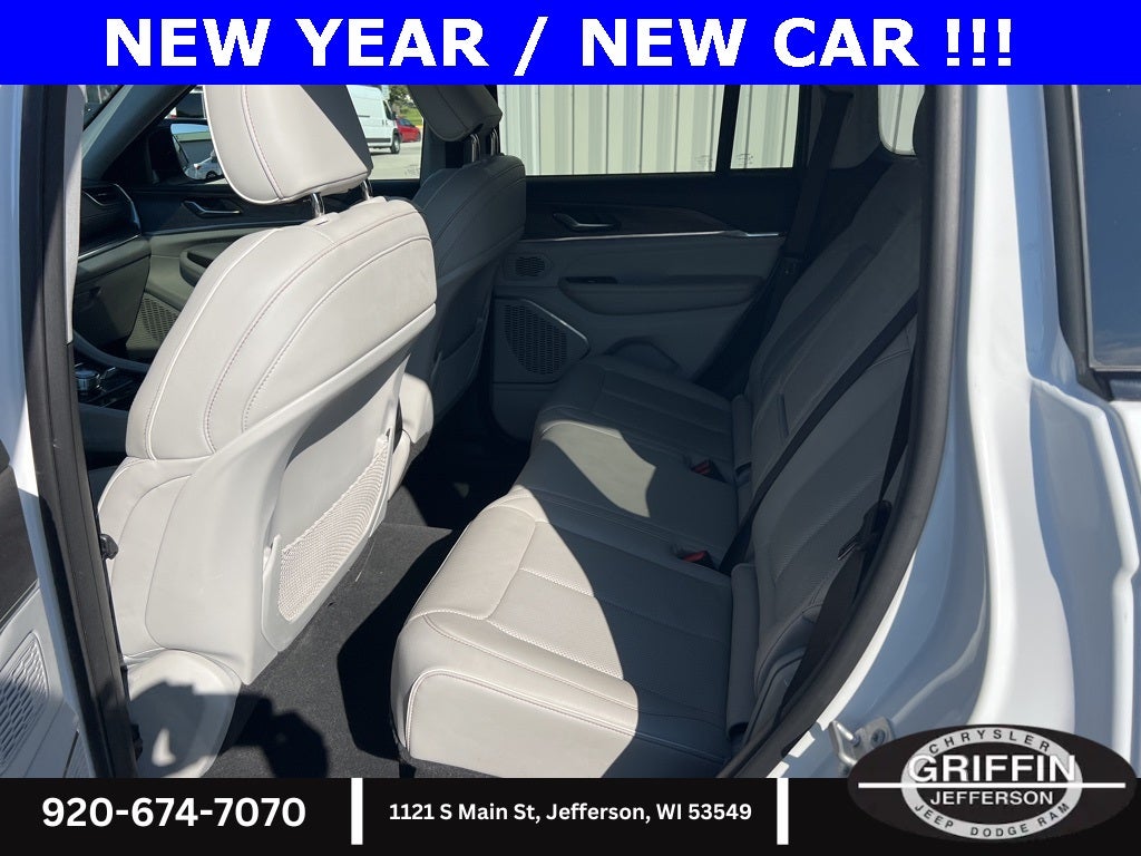 2023 Jeep Grand Cherokee Overland 4WD!!!!