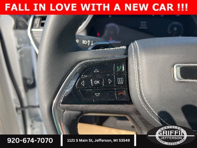 2023 Jeep Grand Cherokee Overland 4WD!!!!