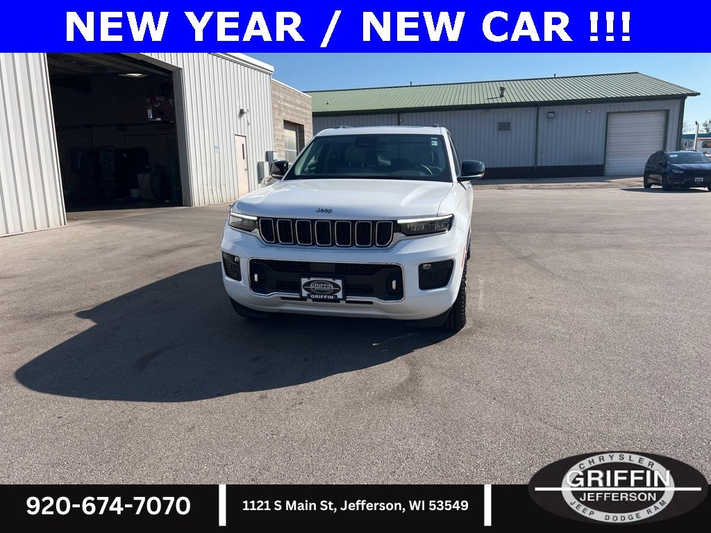 2023 Jeep Grand Cherokee Overland 4WD!!!!