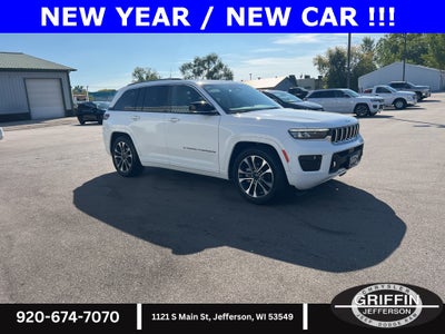 2023 Jeep Grand Cherokee Overland 4WD!!!!
