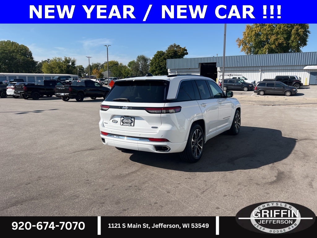 2023 Jeep Grand Cherokee Overland 4WD!!!!