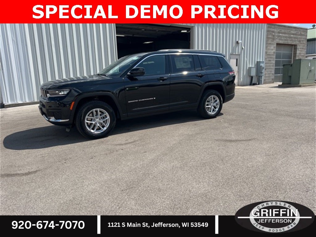 2025 Jeep Grand Cherokee L Laredo 4X4
