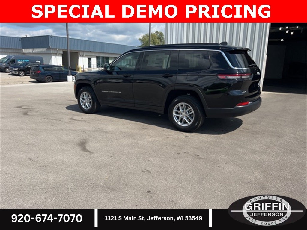 2025 Jeep Grand Cherokee L Laredo 4X4