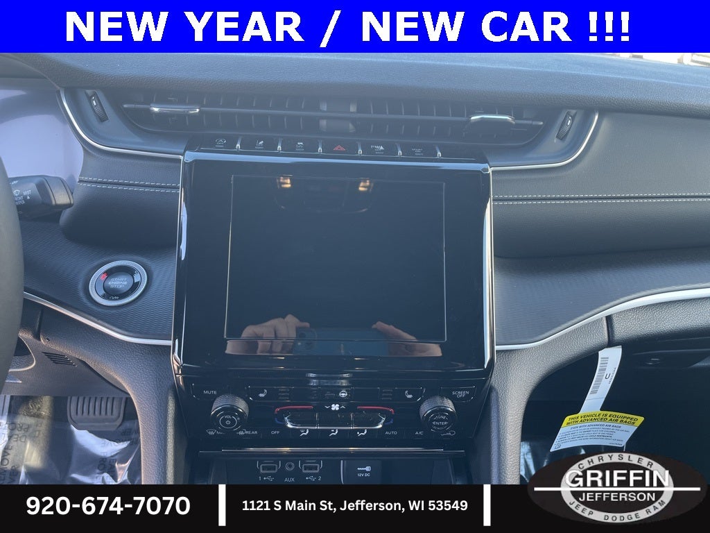 2025 Jeep Grand Cherokee L Altitude AWD