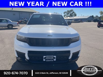 2025 Jeep Grand Cherokee L Altitude AWD