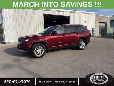 2023 Jeep Grand Cherokee L Laredo 4X4 V6 !!!