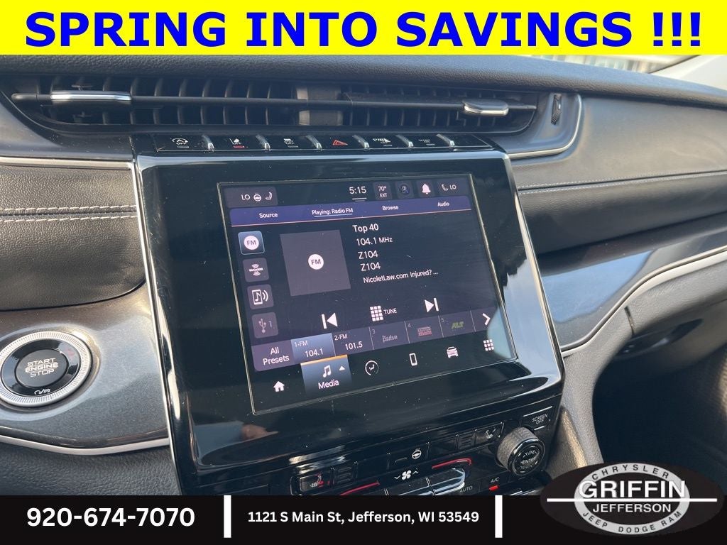 2023 Jeep Grand Cherokee L Laredo 4X4 V6 !!!