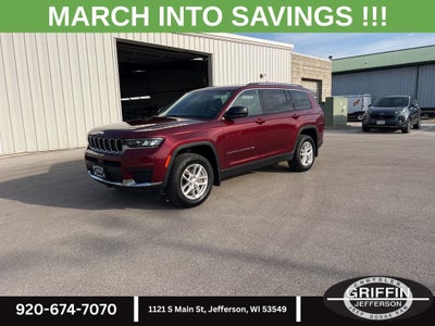 2023 Jeep Grand Cherokee L Laredo 4X4 V6 !!!