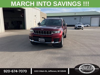 2023 Jeep Grand Cherokee L Laredo 4X4 V6 !!!