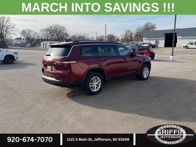 2023 Jeep Grand Cherokee L Laredo 4X4 V6 !!!