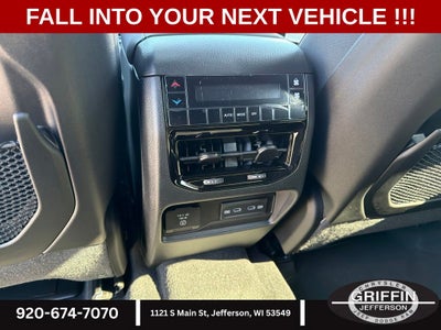 2027 Jeep Grand Cherokee L Laredo Altitude