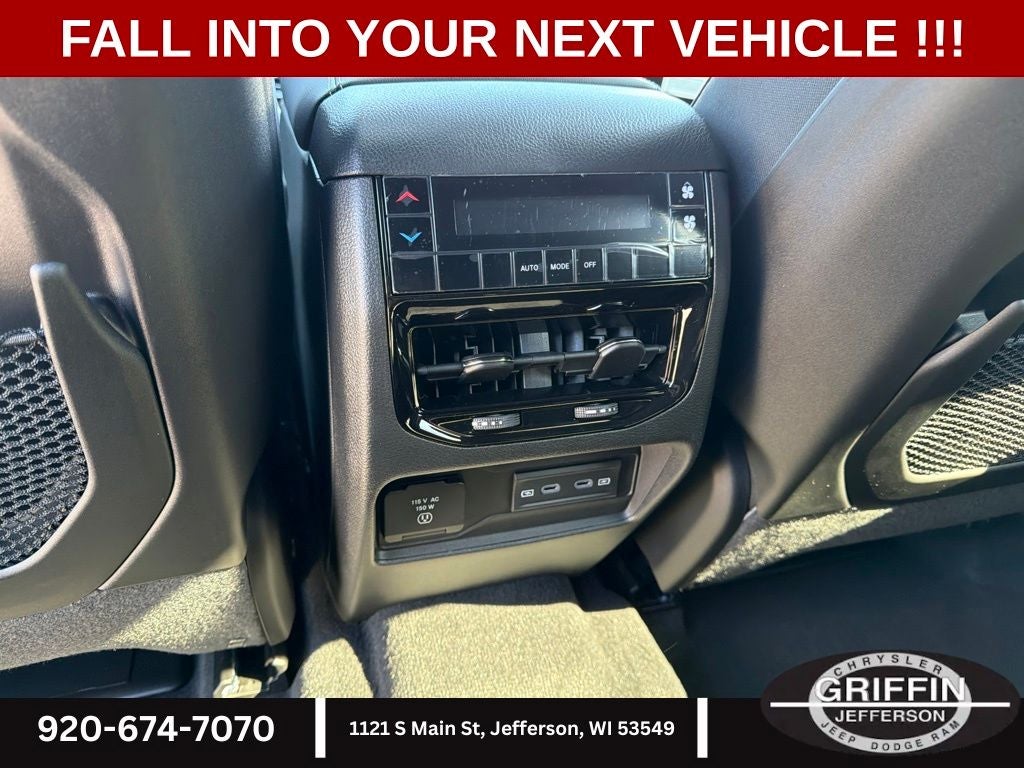 2027 Jeep Grand Cherokee L Laredo Altitude